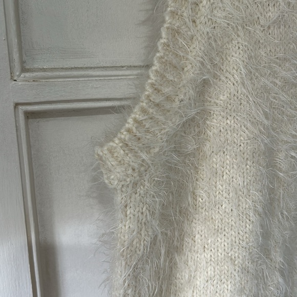 NWT Show Me Your Mumu Fuzzy Cream Knit Fauna Tank Turtleneck Sleeveless Sweater - Picture 7 of 13